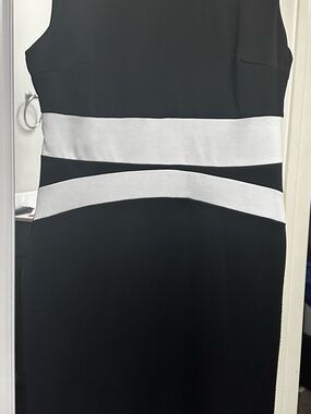 Alexia Admor Black and White Colorblock Midi Dress